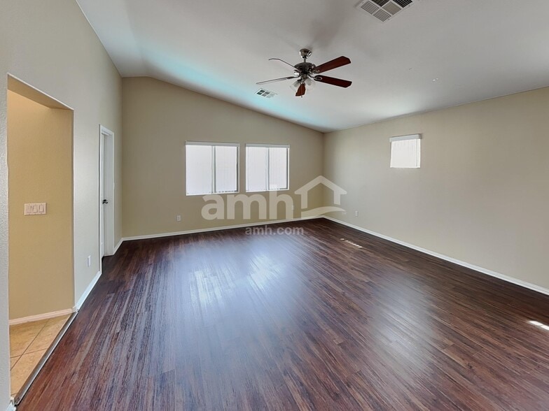 Building Photo - 8060 Villa Trovas Ct