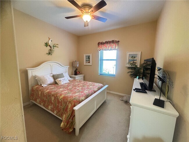 Building Photo - 8661 Mercado Ct