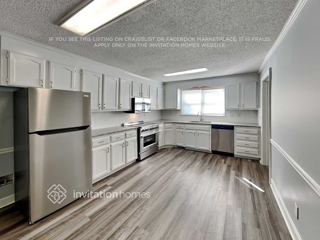 Building Photo - 104 Sunset Dr