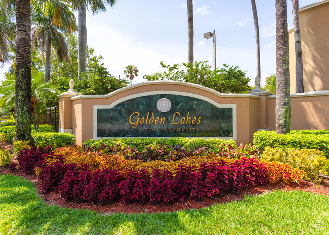 Building Photo - Golden Lakes Apartments