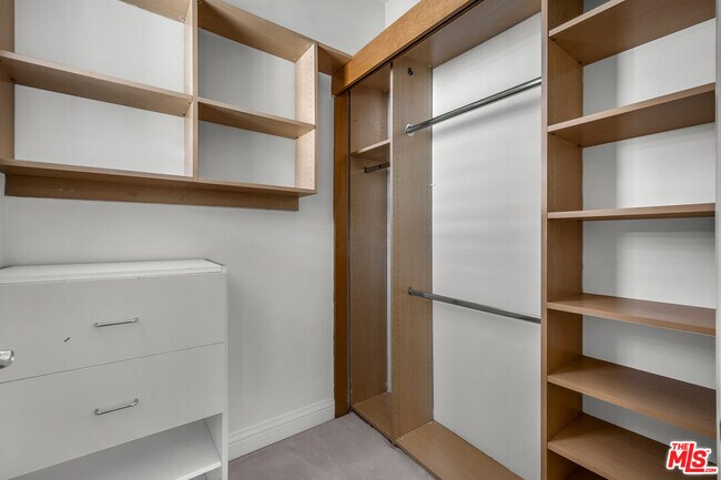 Building Photo - 16730 Calle De Catalina