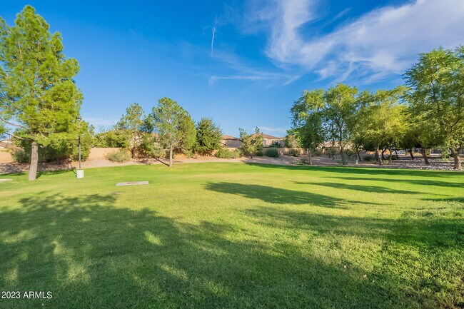 Building Photo - 4244 E Gleneagle Dr