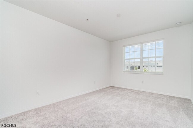Building Photo - 15194 Bluffton Ln