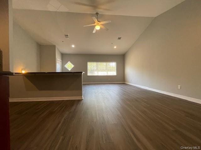 Building Photo - 110 Centre Ct