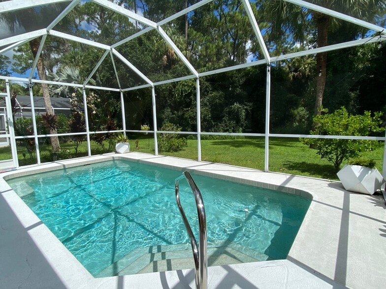 Building Photo - 3620 Candia Ave