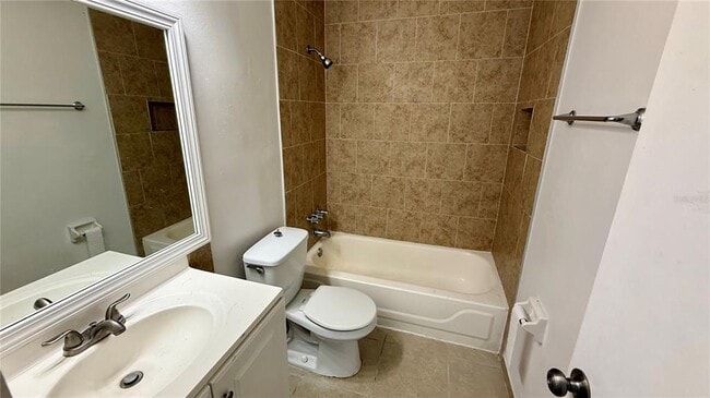 Building Photo - 325 W Pierce St