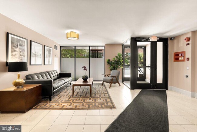 Building Photo - 1245 13th St NW