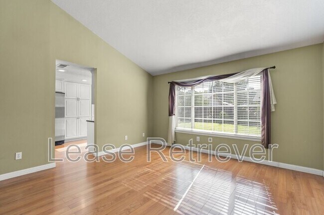 Building Photo - 1244 Royal Oaks Dr