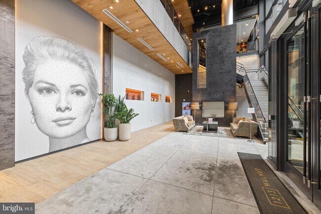 Building Photo - 1213 Walnut St