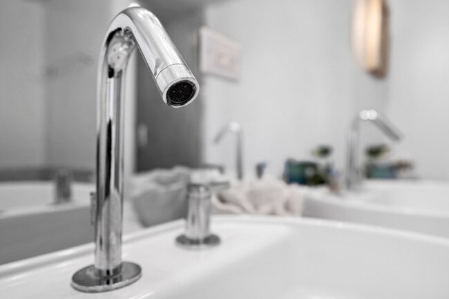 Building Photo - 141 NE 3rd Ave