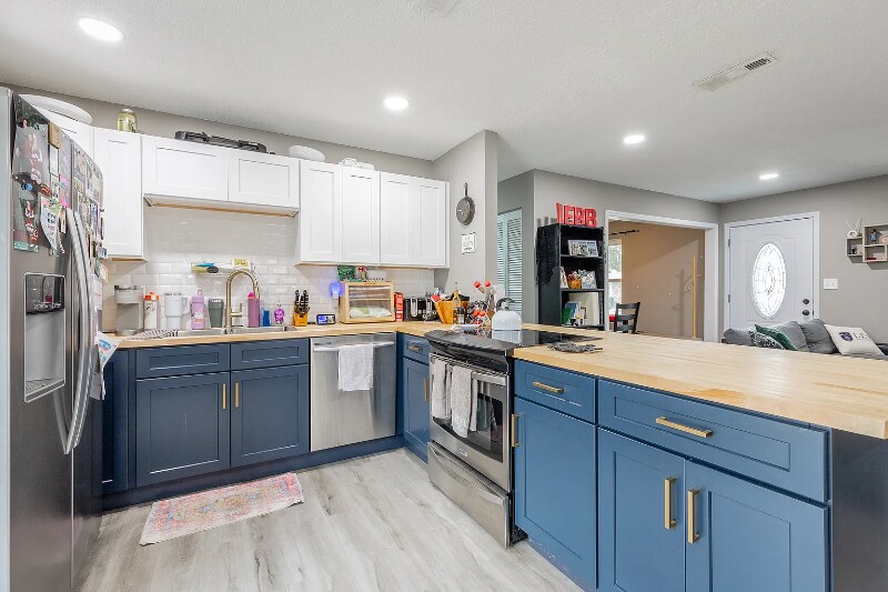 Building Photo - 1705 Milne St