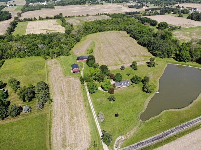 Building Photo - 5565 Stringtown Rd NW