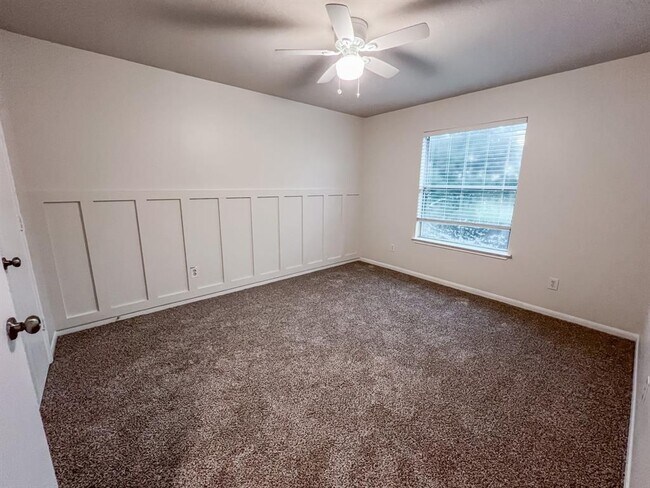 Building Photo - 319 Grand Isle Ln