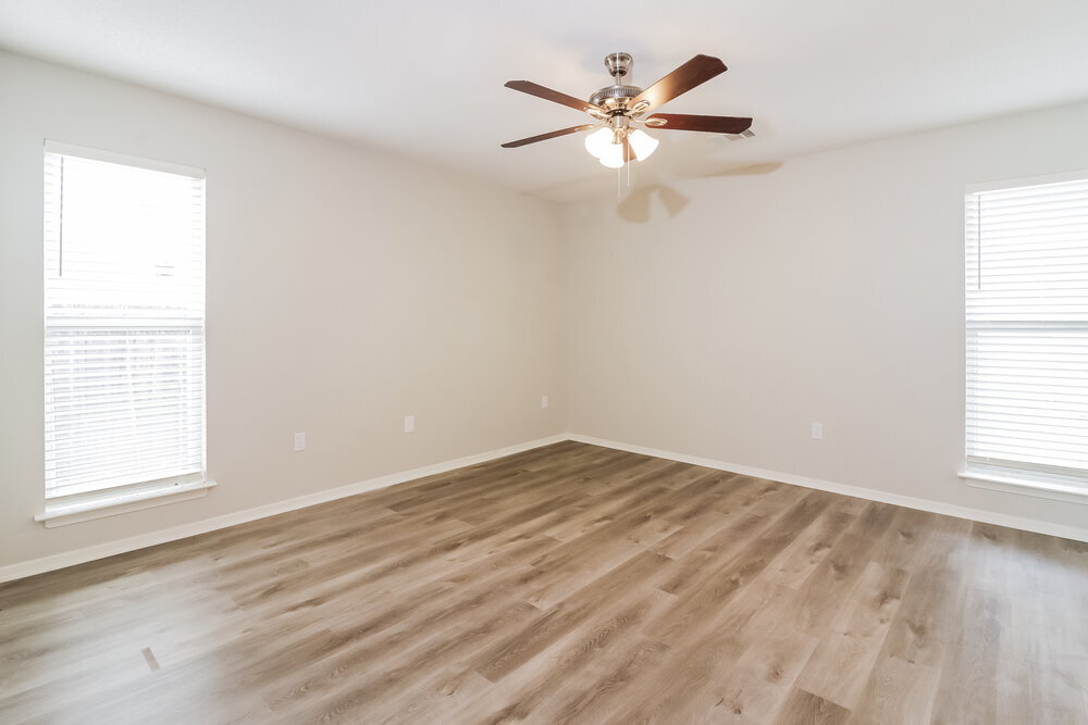 Building Photo - 7095 Brandee Dr