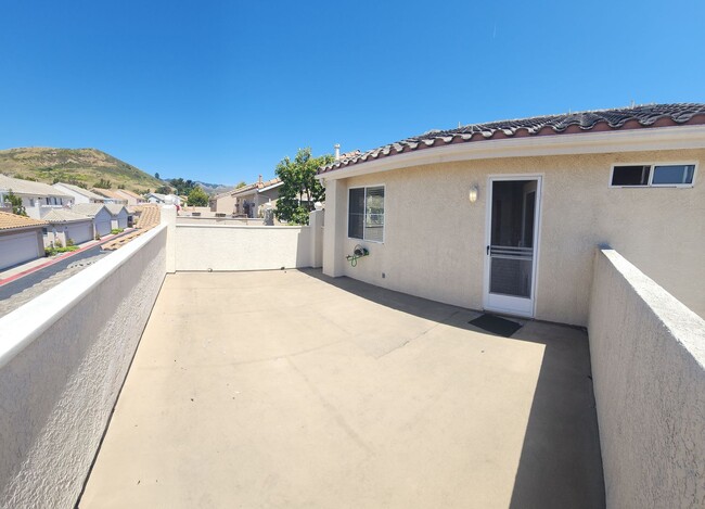 Building Photo - Fantastic home in the Arbors!