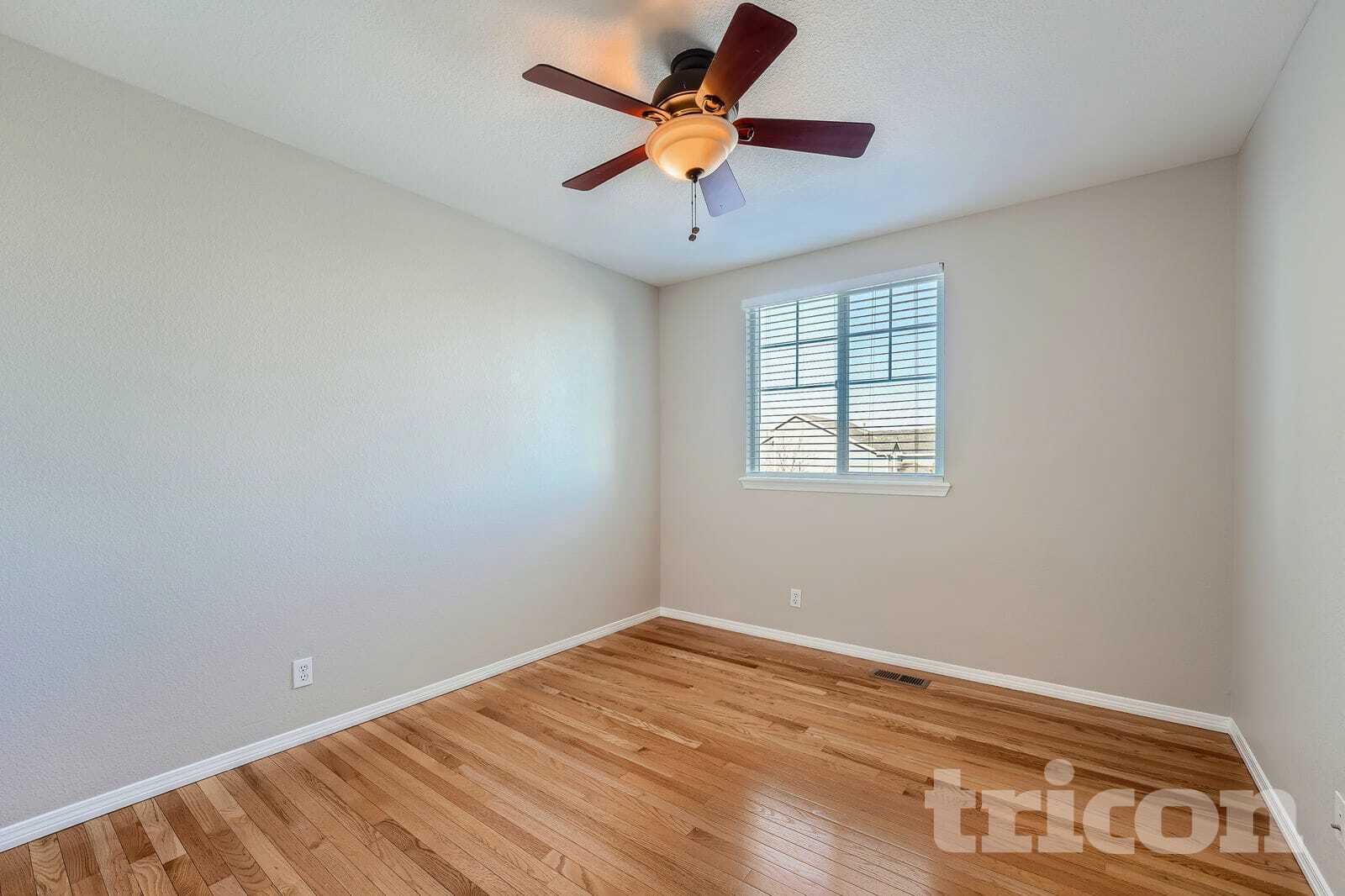 Building Photo - 1220 Sunset Way