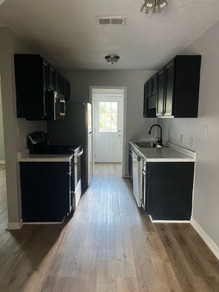 Building Photo - 116 Horizon River Dr