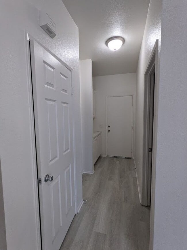Building Photo - Divine Rancho Cucamonga 4 Bedroom Home