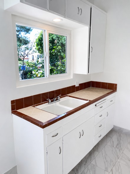 Building Photo - 6977 Reedy Ave
