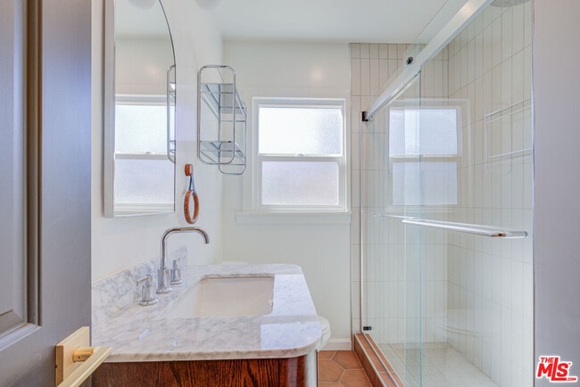 Building Photo - 12349 Riverside Dr