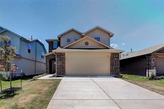 Building Photo - 10404 Hatton Ln