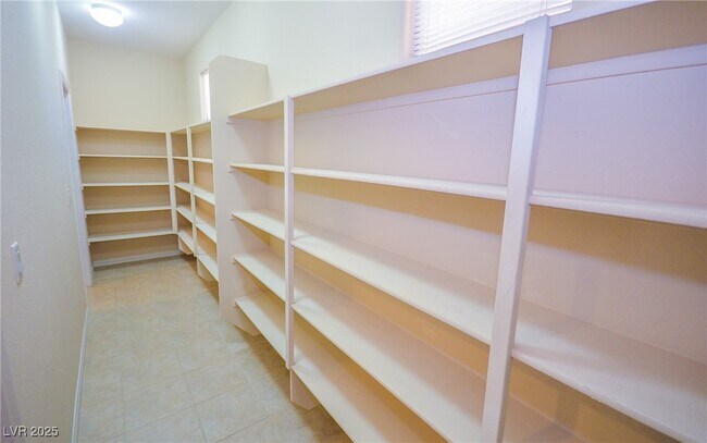 Building Photo - 7216 Campolina Ct