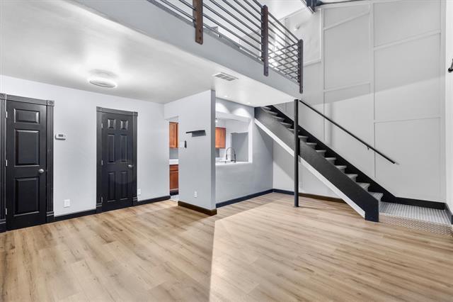 Building Photo - 3103 Wycliff Ave
