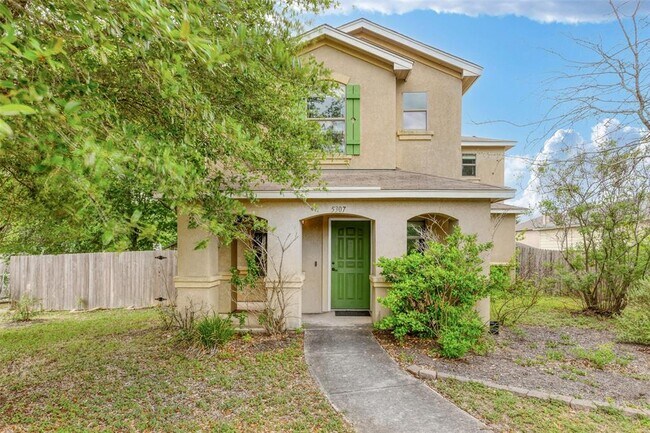 Building Photo - 5307 Viewpoint Dr