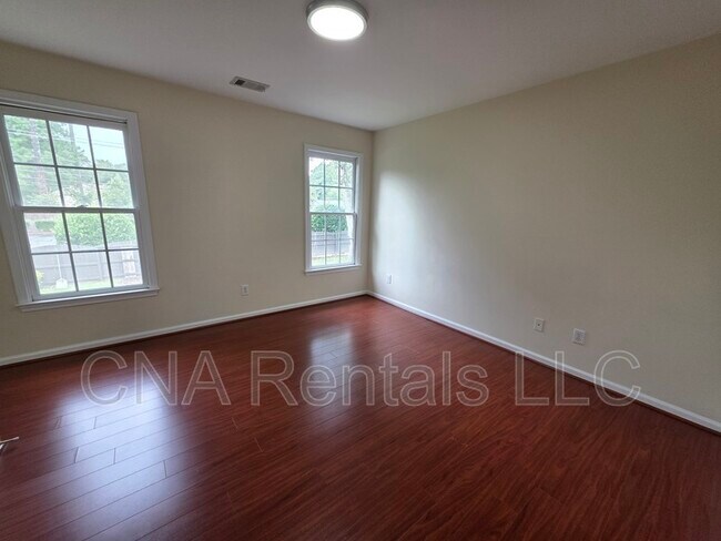 Building Photo - 1713 Paramore Pl NE