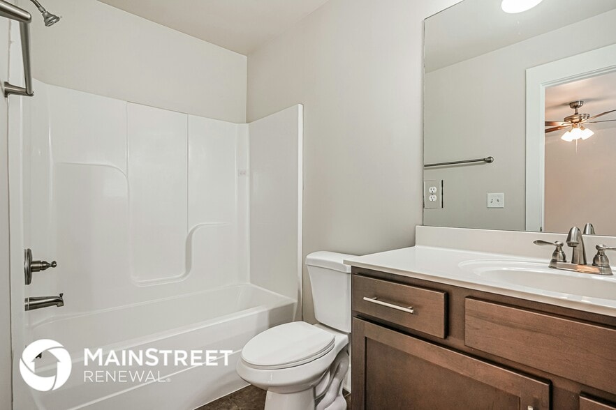 Building Photo - 1035 Saddlestone Dr