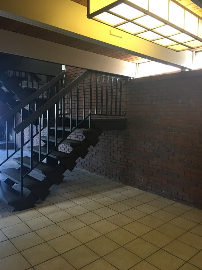 Building Photo - 3/2.5 Close to TMH and Governor Square