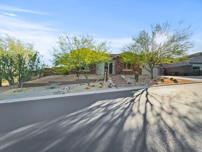 Building Photo - 14559 E Charter Oak Dr