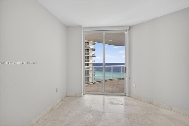 Building Photo - 18671 Collins Ave