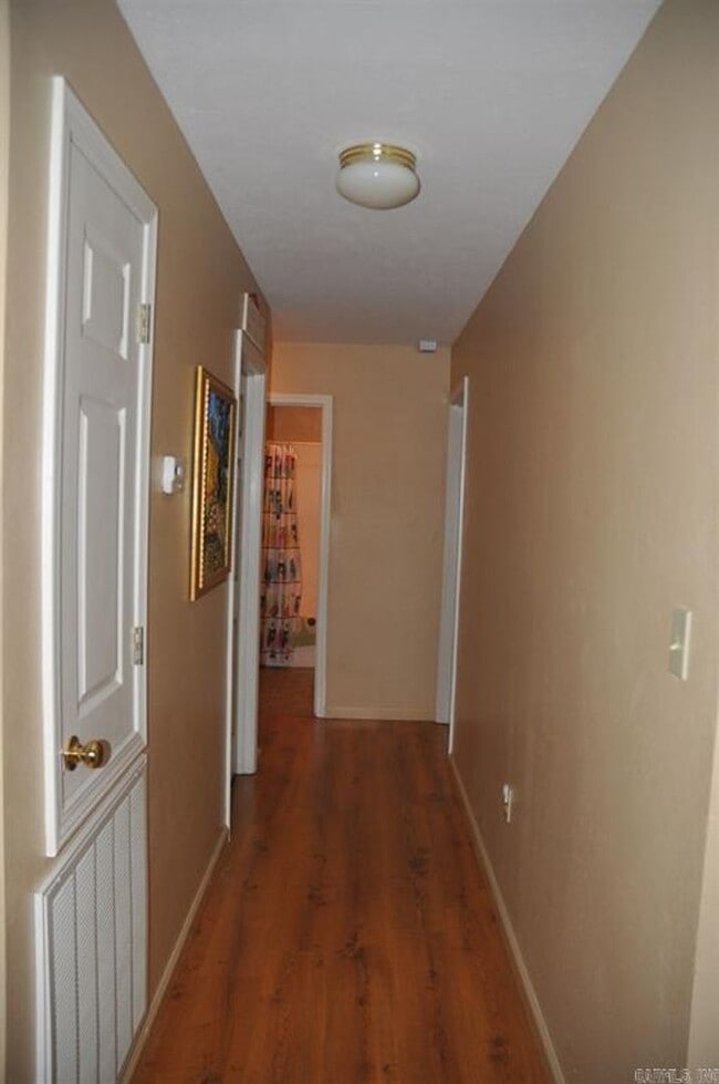 Building Photo - Charming 3-bedroom, 2-bath home located in the heart of Searcy!