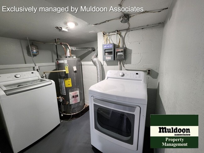 Building Photo - Remodeled rancher Available now!