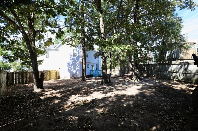 Building Photo - 21 N Trace Ct
