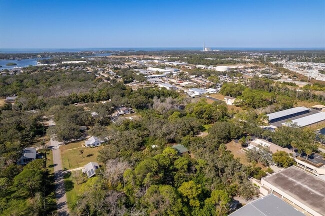 Building Photo - 1343 Highland Ave NW