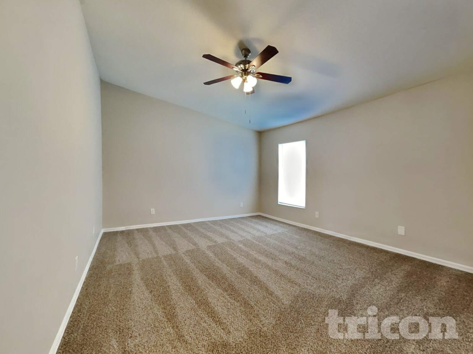 Building Photo - 24349 Rolling View Ct