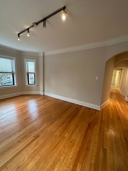 Building Photo - 2331 N Rockwell St