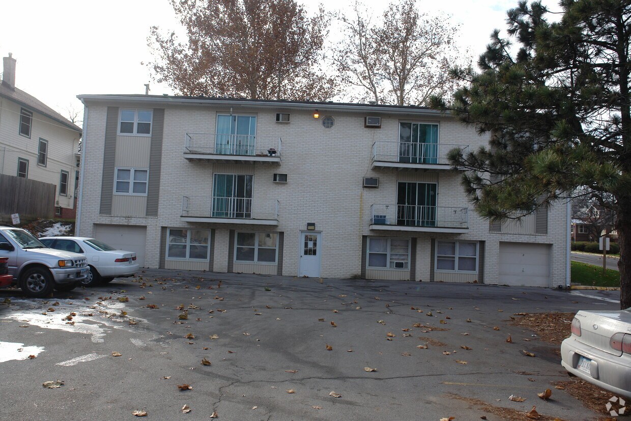 University Park Apartments Des Moines