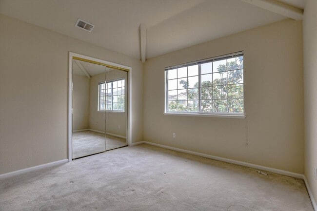 Building Photo - Cupertino Home for Rent!