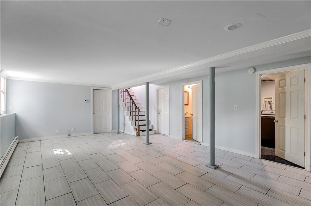 Building Photo - 76 Norseman Dr