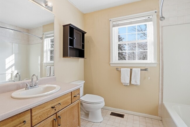 Building Photo - 1 Ernies Dr