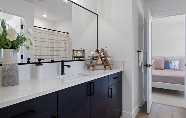 Building Photo - Gorgeous BRAND NEW 3-Bdr/2.5-bath with Loft in beautiful Sunset Meadows! -Sisters, Oregon