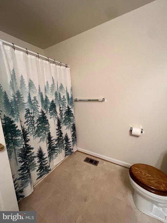 Building Photo - 121 N Marshall St