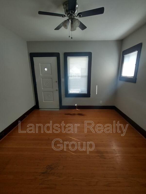 Building Photo - 1508 Sale Ave