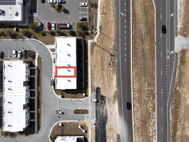 Building Photo - 612 Trikomo Dr