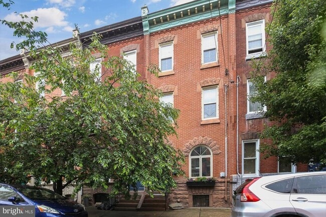 Building Photo - 1559 E Montgomery Ave