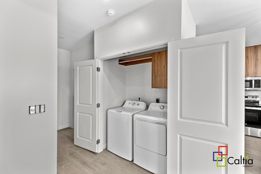 Building Photo - 3401 Duke Ave