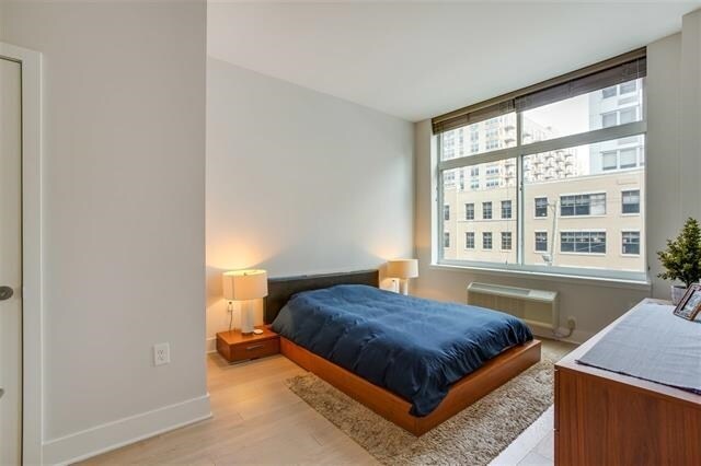 Building Photo - 1400 Hudson St
